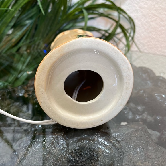 Angela Anderson Ceramic Plug In Faux Flame Candle Light - Christmas - Picture 9 of 10